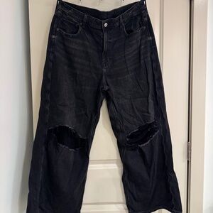 American Eagle Blackwash Wide Leg Distressed Jeans
